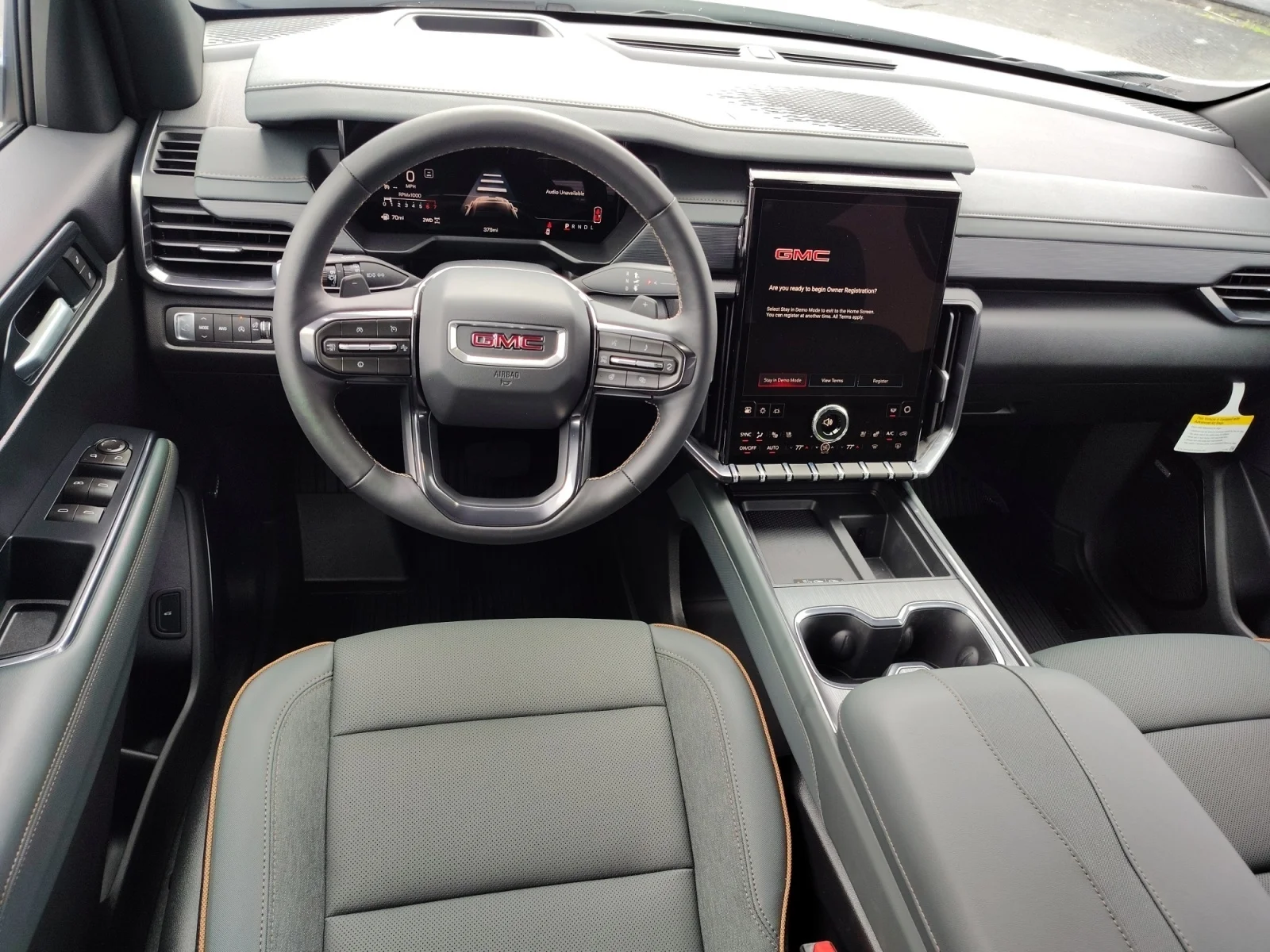 2026 GMC Acadia AT4 - Photo 9