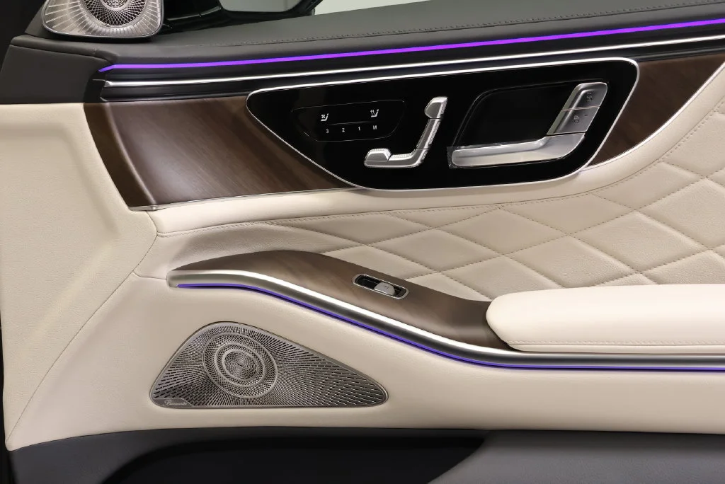 New 2027 Nautical Blue Metallic Mercedes-Benz S 580 image 45