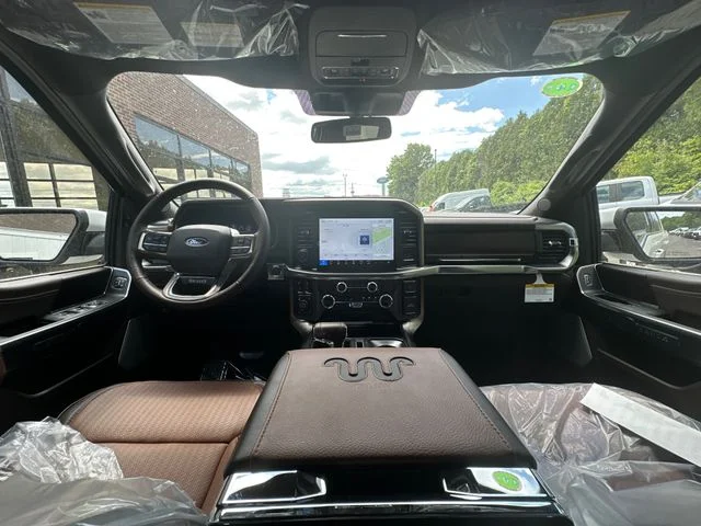 New 2026 Star White Metallic Tri-Coat Ford King Ranch® image 16
