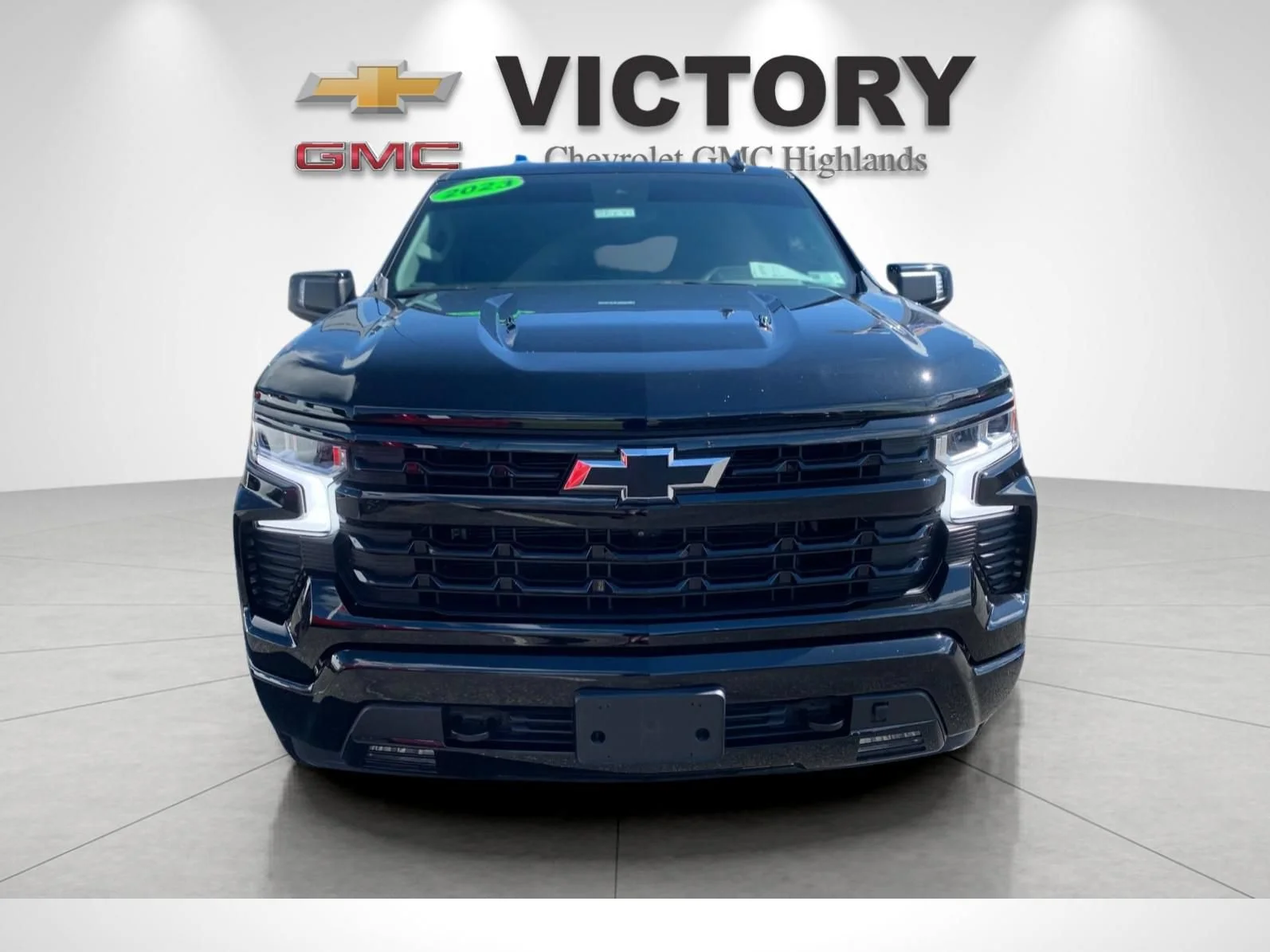 Used 2023 Black Chevrolet RST image 8
