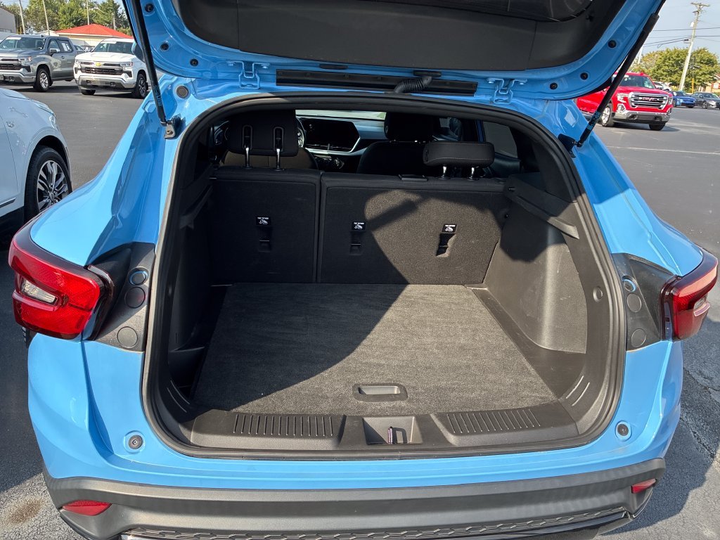 Used 2024 Blue Chevrolet 1RS image 19