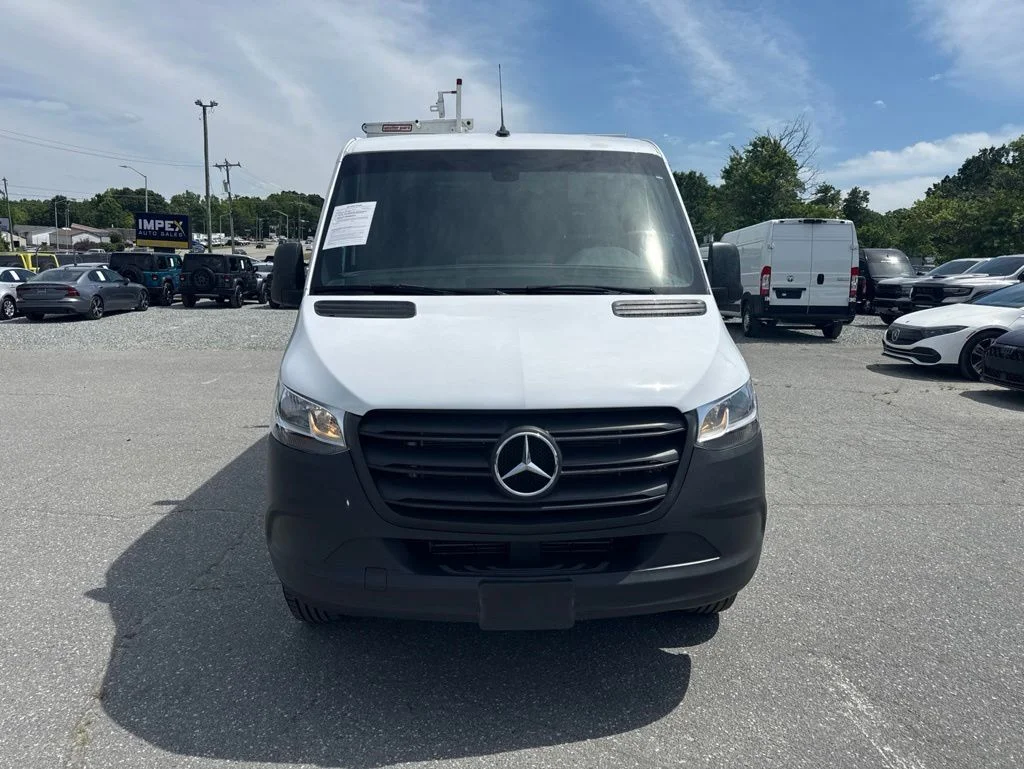 Used 2023 White Mercedes-Benz Cargo 144 WB image 6