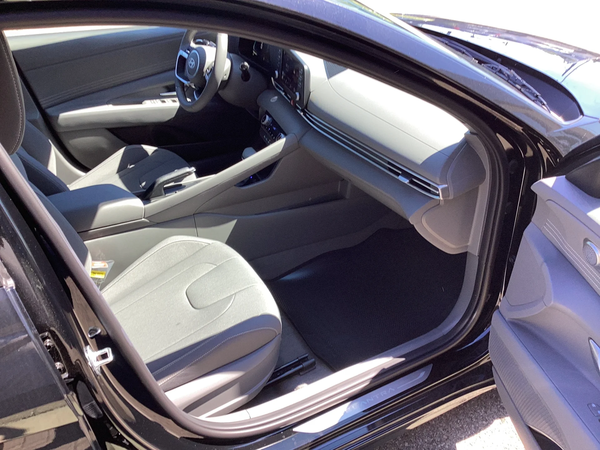 New 2026 Abyss Black Pearl Hyundai SEL Sport image 4