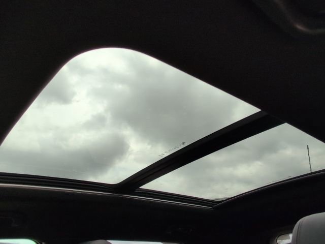 New 2026 Mosaic Black Metallic Chevrolet RS image 25