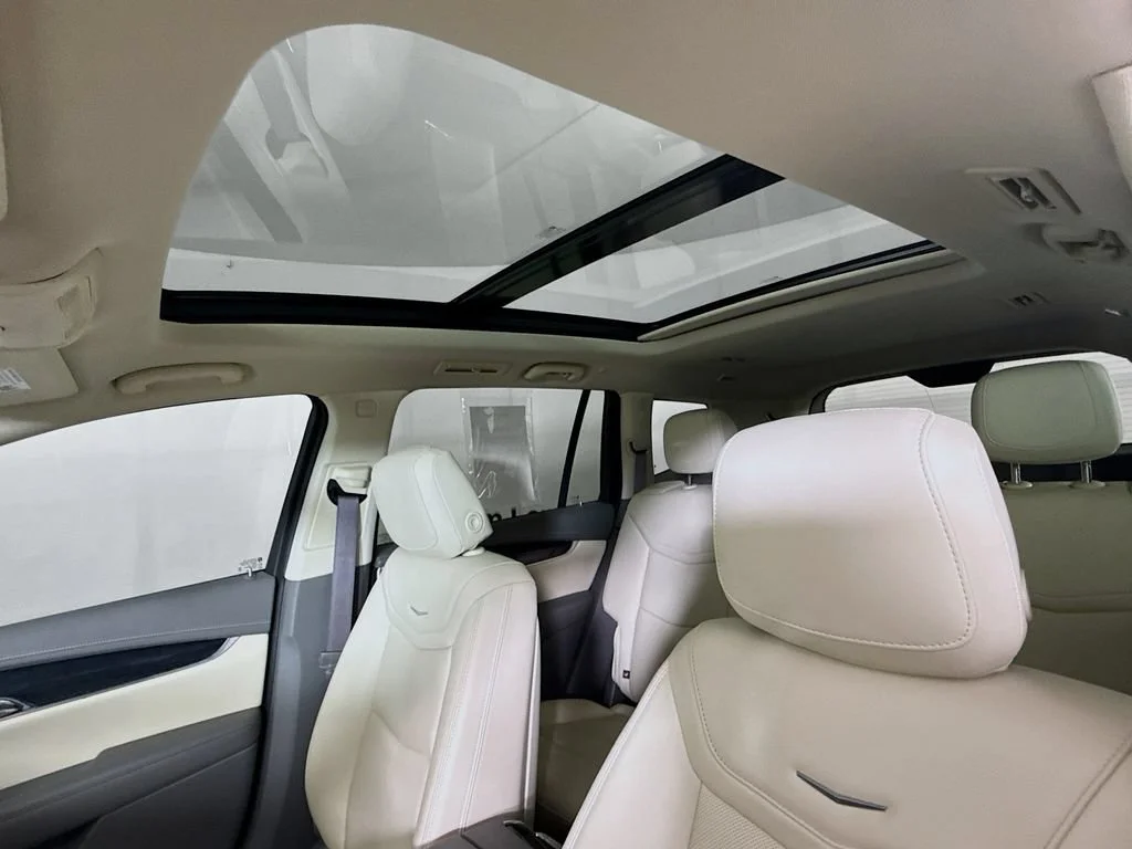 Used 2023 Wilder Metallic Cadillac Premium Luxury image 23