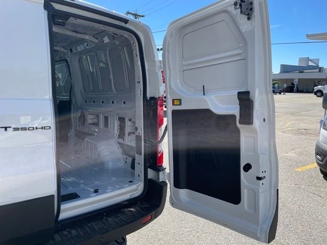 New 2026 Oxford White Ford Cargo Van image 42