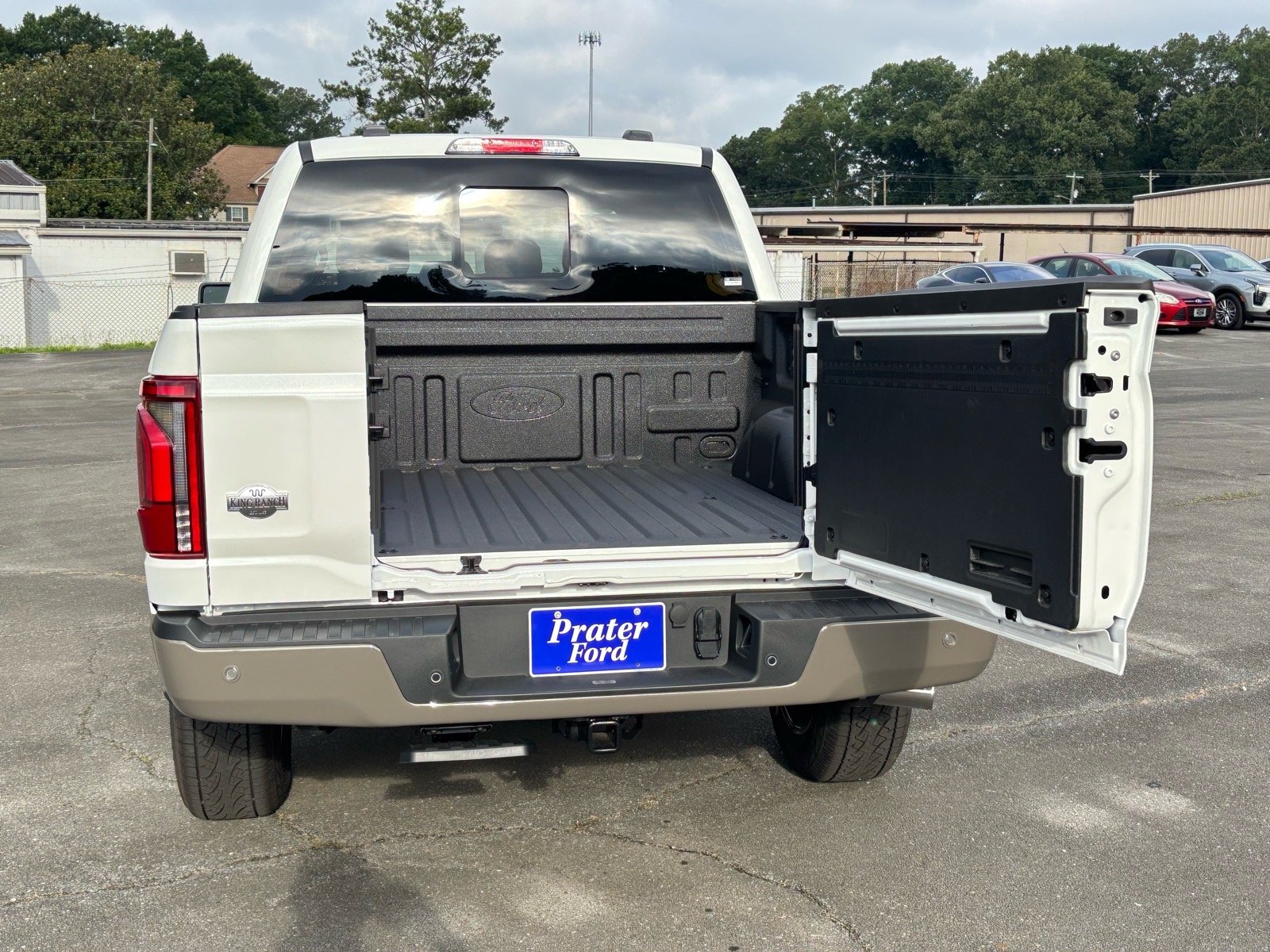 New 2026 Star White Metallic Tri-Coat Ford King Ranch® image 13