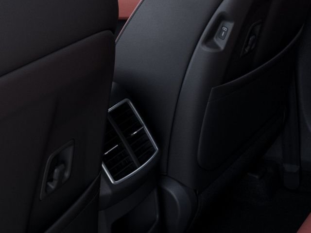 New 2026 Snow White Pearl Kia SX Prestige image 26