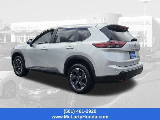 Used 2025 Silver Nissan SV image 3