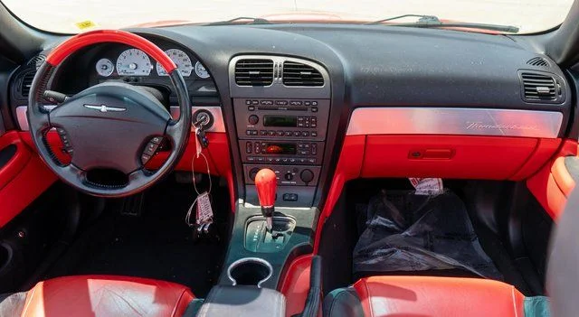 Used 2004 Red Ford Base image 26