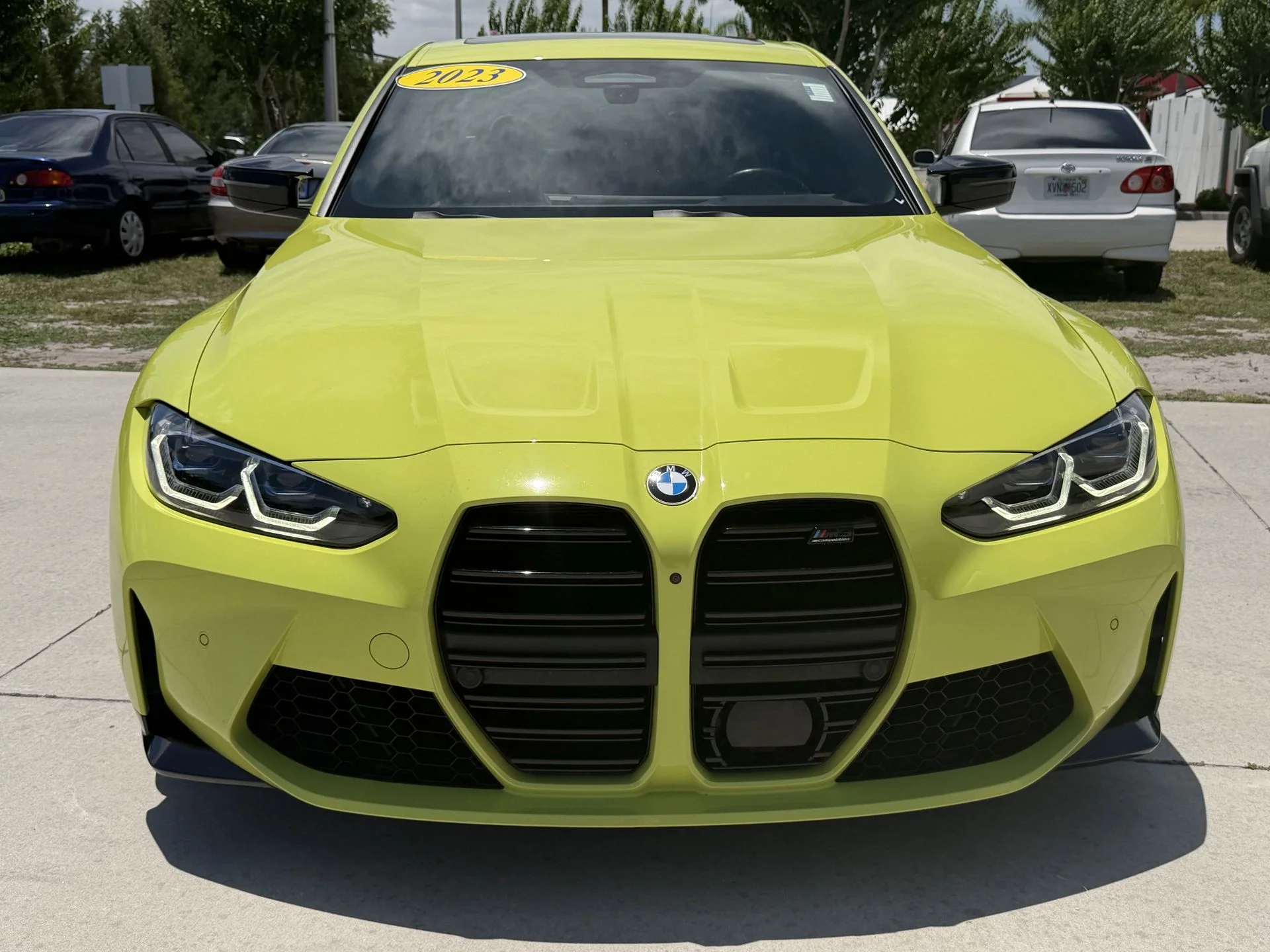 Used 2023 Sao Paulo Yellow BMW Competition image 2