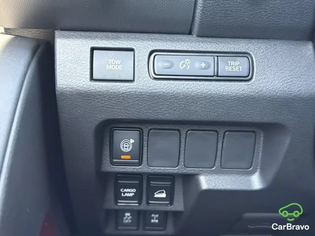 Used 2024 Gray Nissan Crew Cab PRO-4X 4x4 image 25