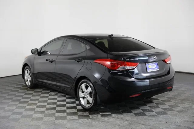 Used 2013 Black Hyundai GLS image 18
