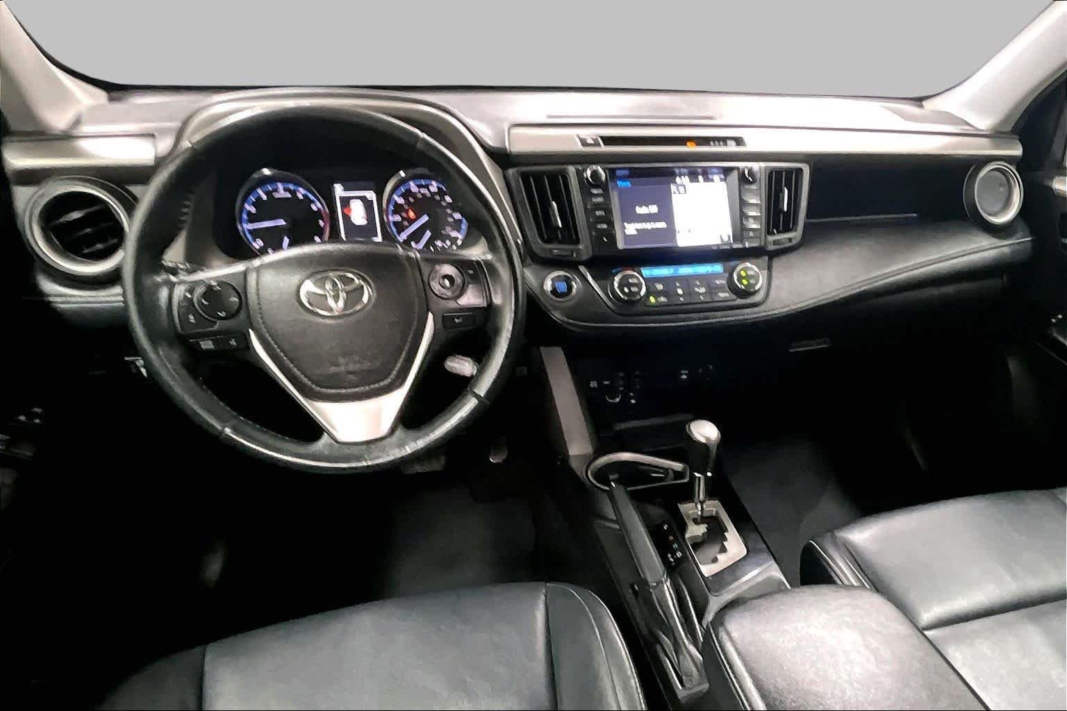 Used 2018 Silver Sky Metallic Toyota Limited image 15