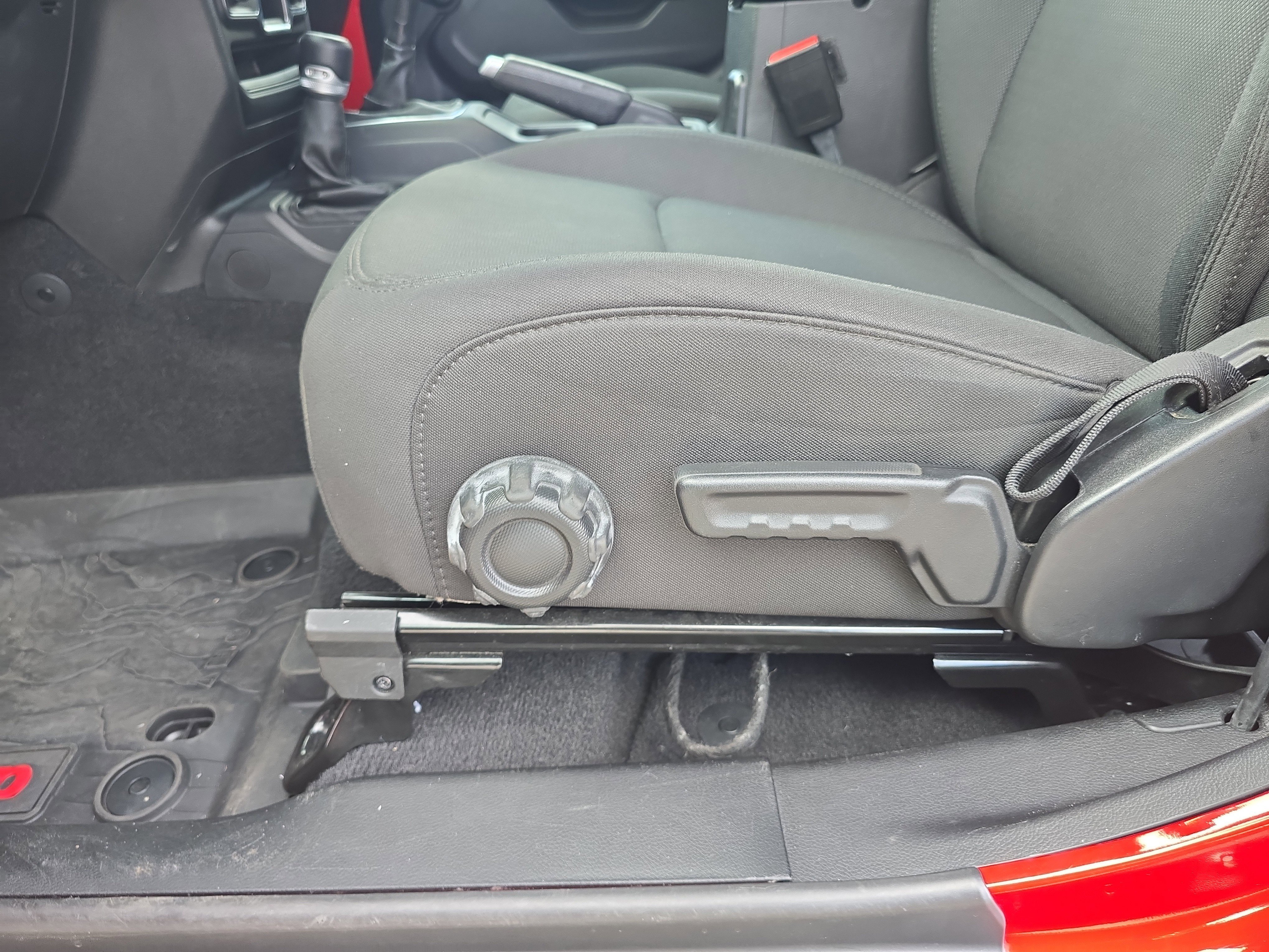 2021 Jeep Wrangler Sport - Photo 17