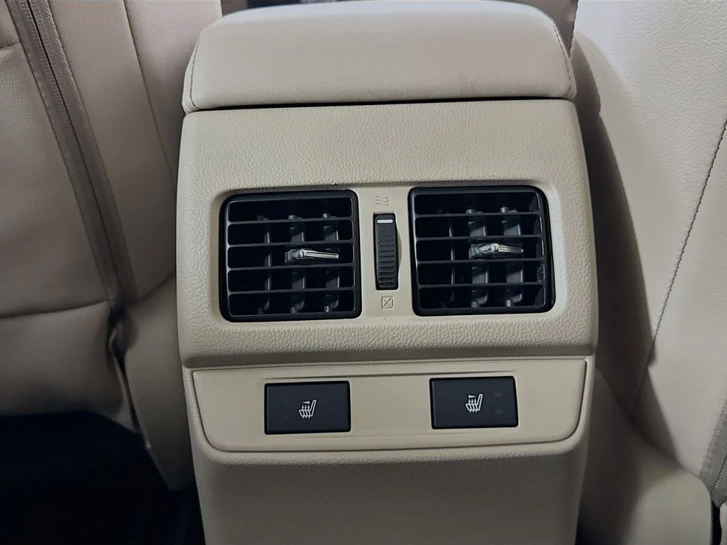 Used 2017 White Subaru 3.6R image 29