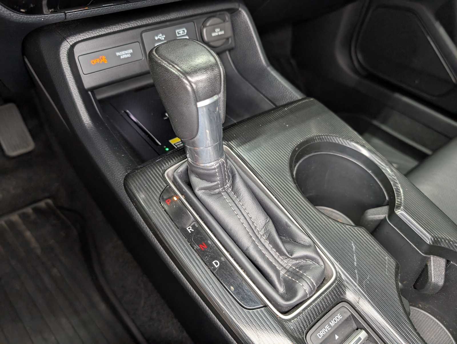 Used 2024 Sonic Gray Pearl Honda Touring image 28