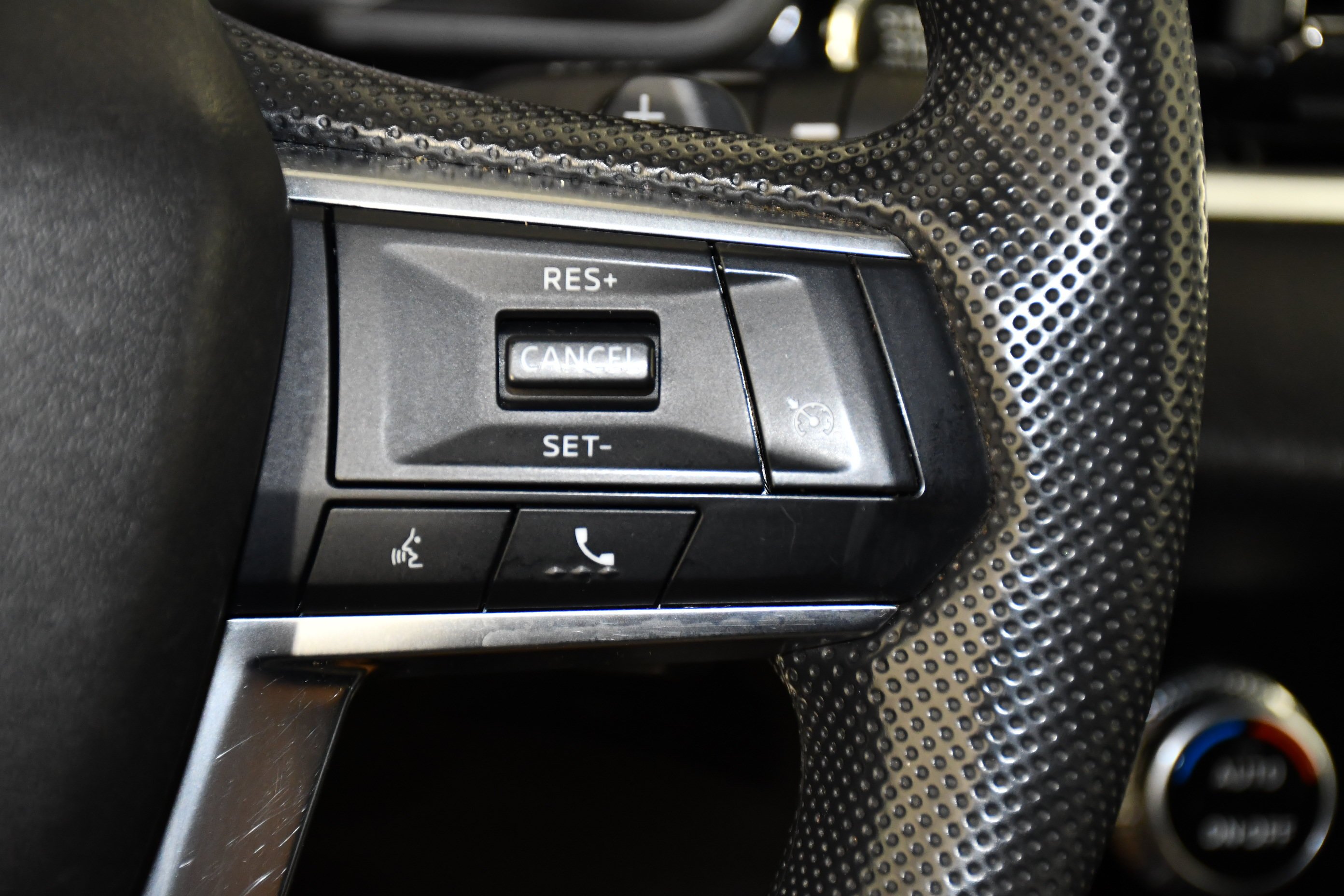 2023 Mitsubishi Outlander ES - Photo 21