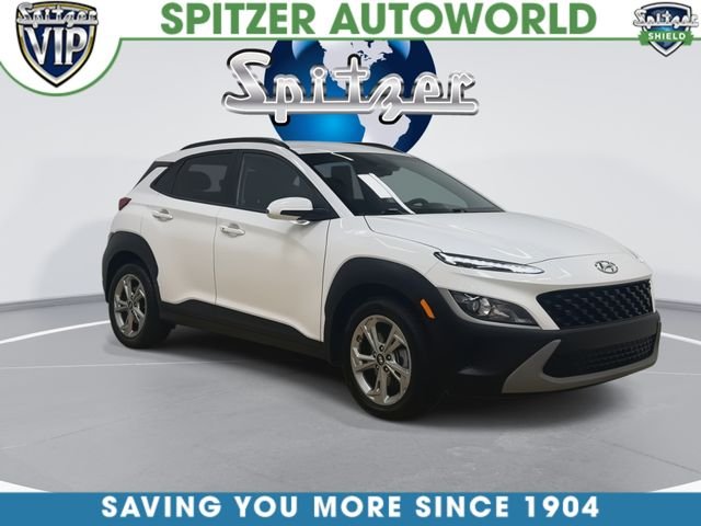 Used 2023 White Hyundai SEL image 2