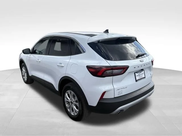 Used 2024 White Ford Active image 11