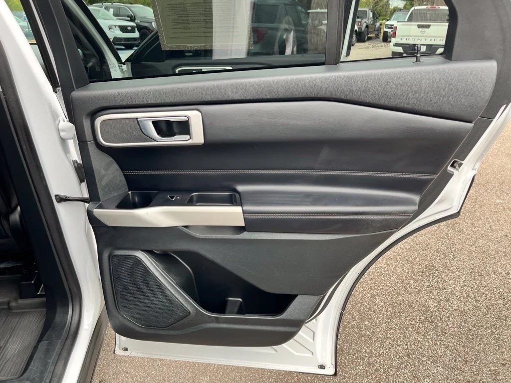 Used 2021 White Ford XLT image 13