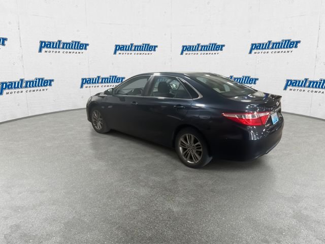 Used 2015 Gray Toyota SE image 8