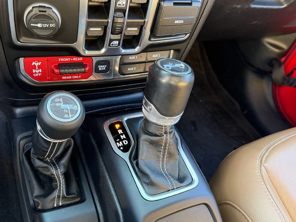 Used 2020 Red Jeep Unlimited Rubicon image 14