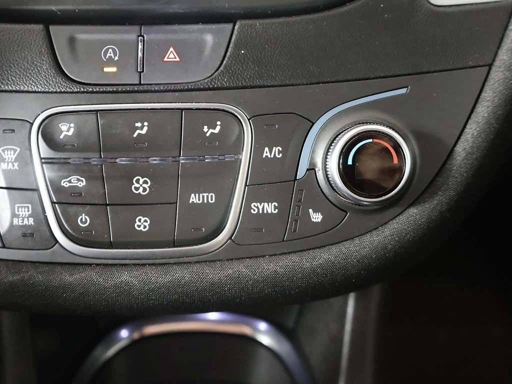 Used 2023 White Chevrolet LT image 43