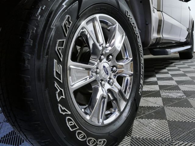 Used 2015  Ford Lariat image 10