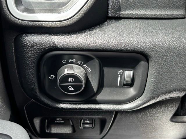 Used 2020 Blue Ram Big Horn image 32