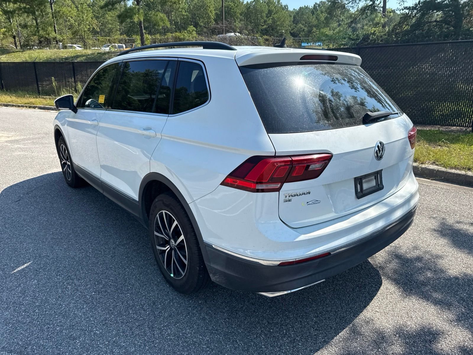 Used 2021 White Volkswagen 2.0T SE image 4