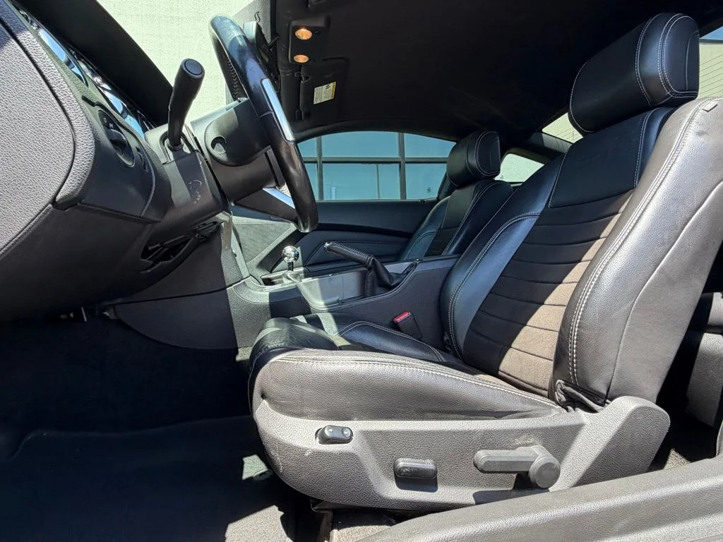 Used 2013 Black Ford GT Premium image 6