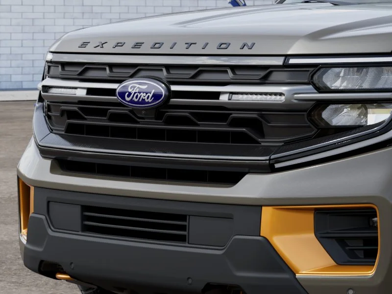New 2027 Marsh Gray Ford Tremor® image 17