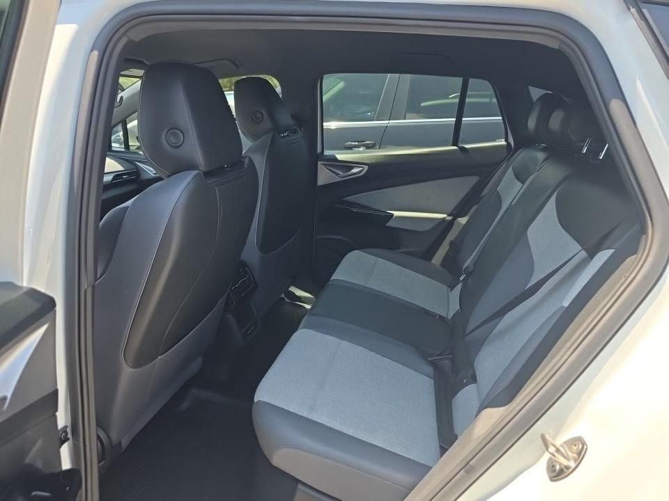 Certified Used 2023 Pure White Volkswagen Pro image 5