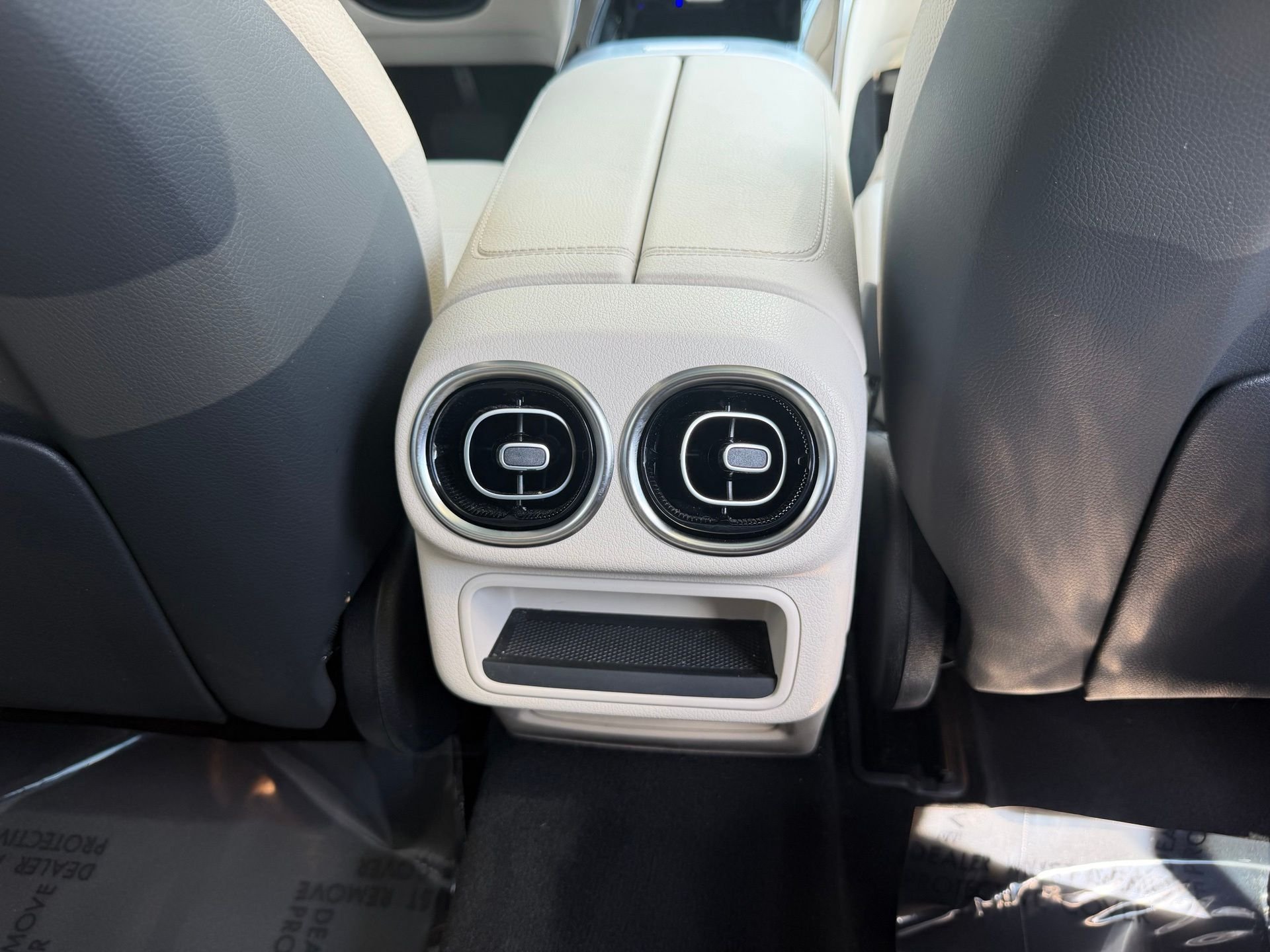 Certified Used 2023 White Mercedes-Benz GLC 300 image 25