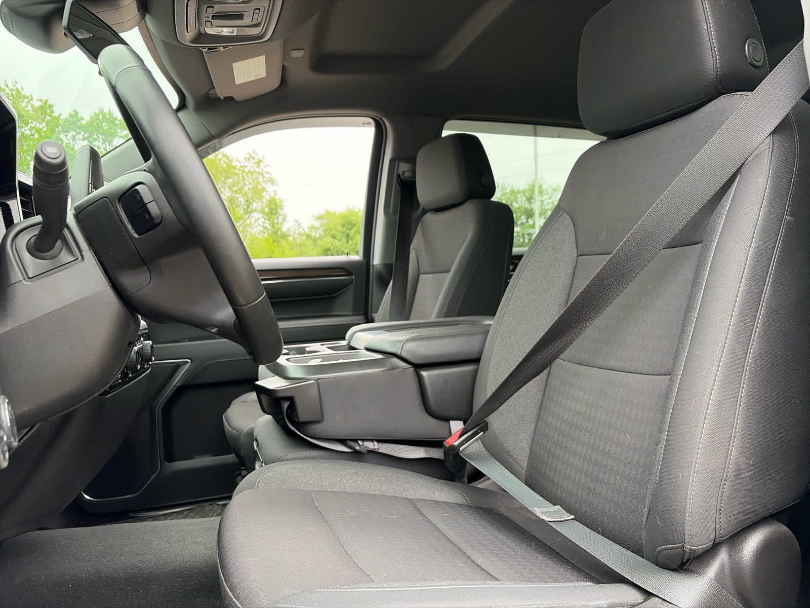 Used 2024 Lakeshore Blue Metallic Chevrolet LT image 5