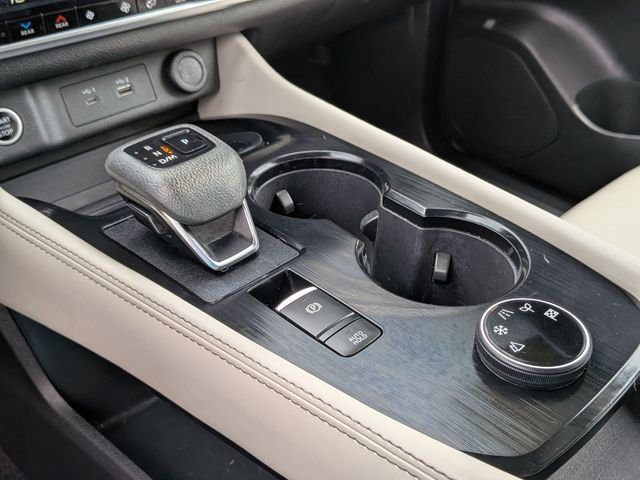 Used 2023 Black Nissan SL image 24