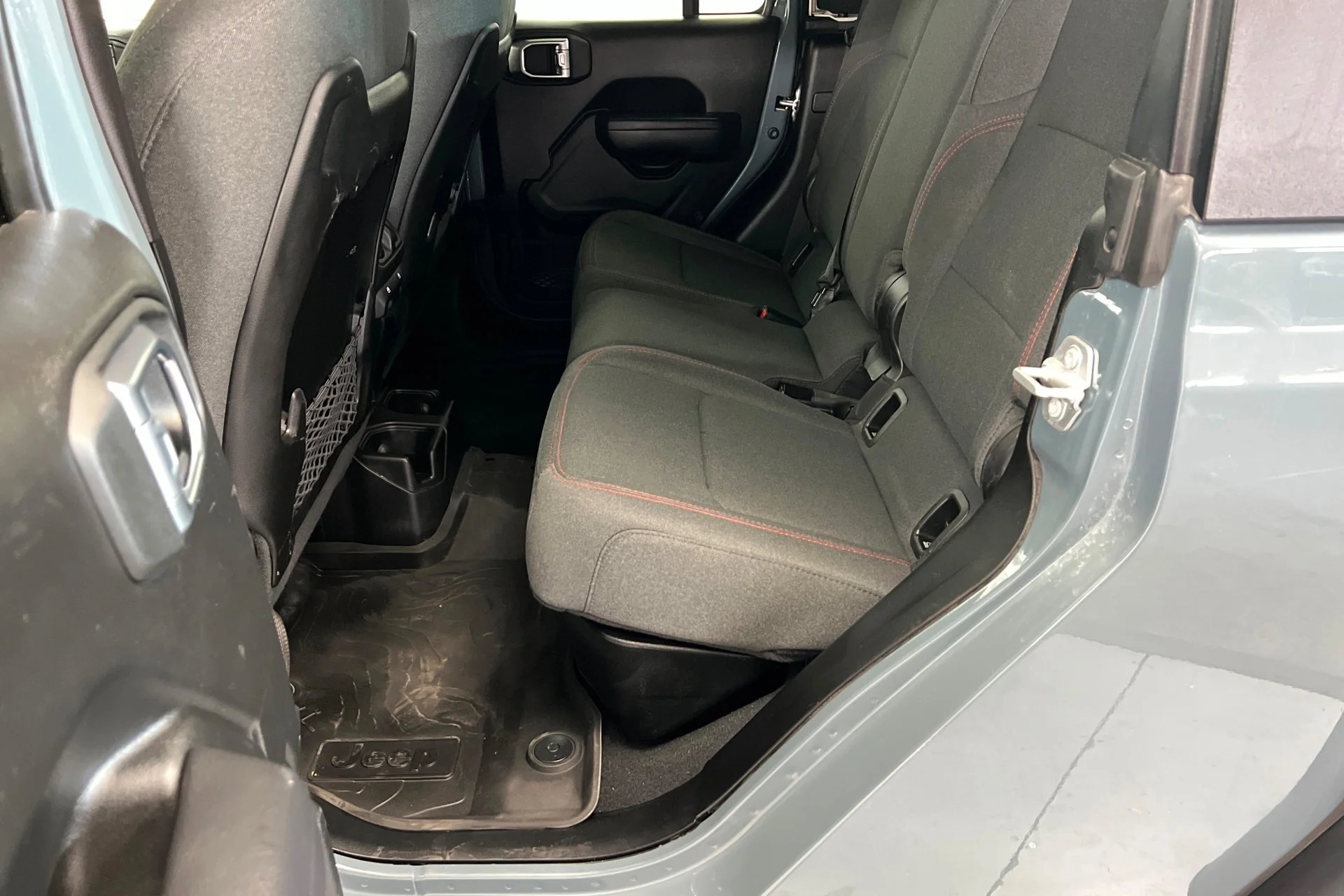 Used 2024 Anvil Clear Coat Jeep Rubicon image 20