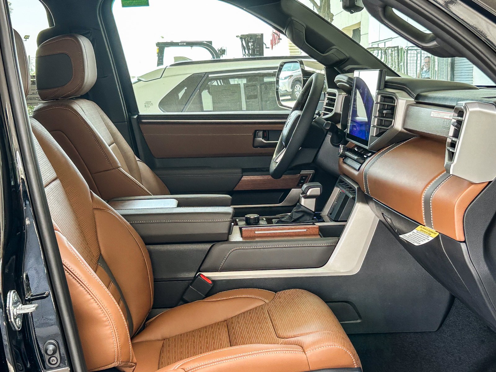 2026 Toyota Tundra 1794 Edition - Photo 16