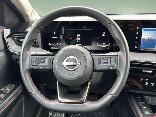 Used 2025 Brown Nissan SR image 18