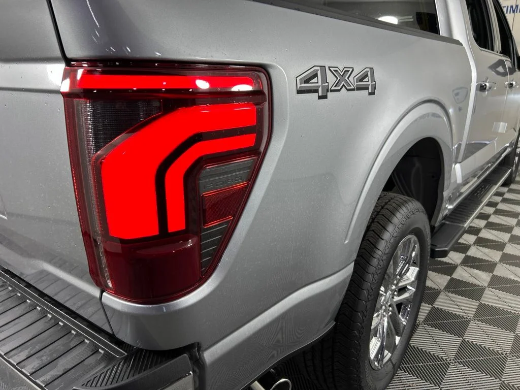 New 2026 Iconic Silver Metallic Ford Lariat image 7