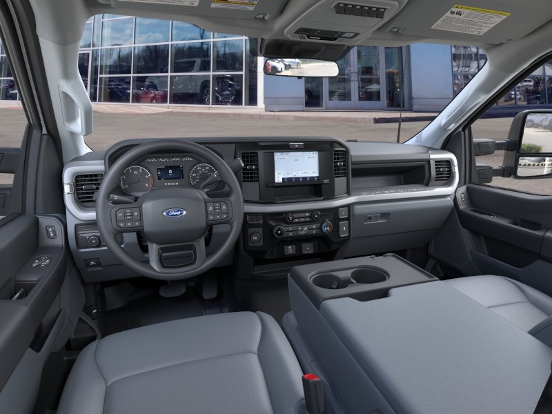 2025 Ford F-350 Super Duty Chassis Cab XL - Photo 31
