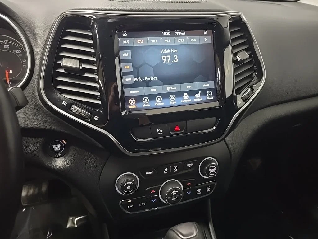 Used 2020 White Jeep Limited image 24