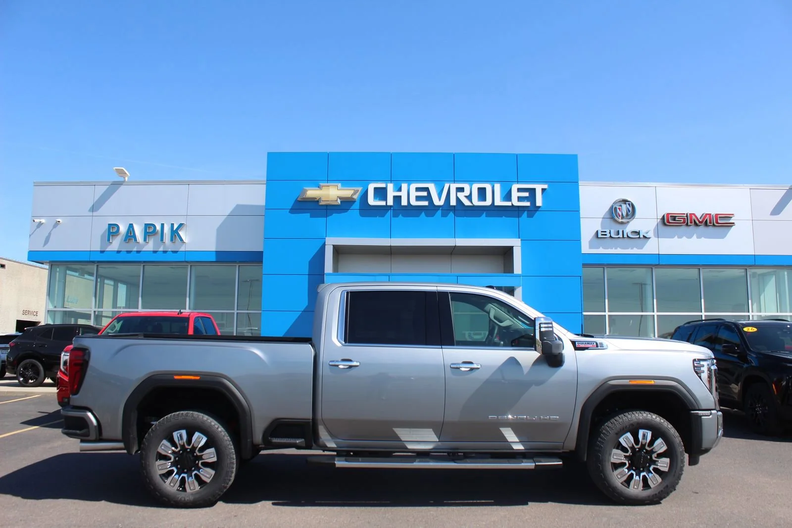 2026 GMC Sierra 4WD Crew Cab Standard Box Denali's photo