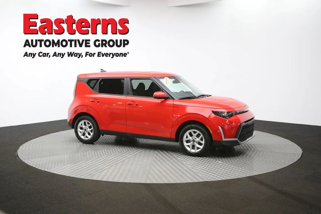Used 2024 Red Kia LX image 43