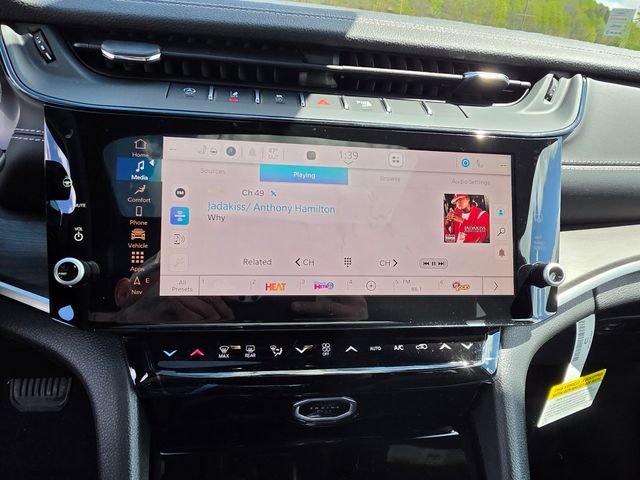 New 2026 Bright White Clear-Coat Exterior Paint Jeep Altitude image 14