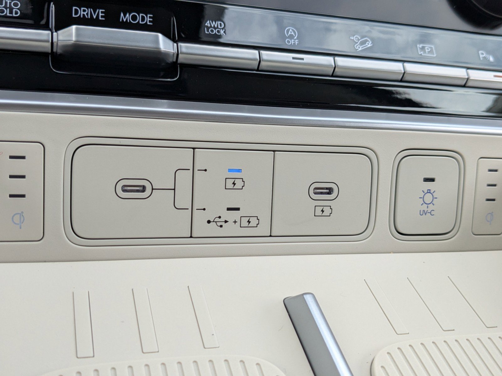 2025 Hyundai Santa Fe Calligraphy - Photo 30