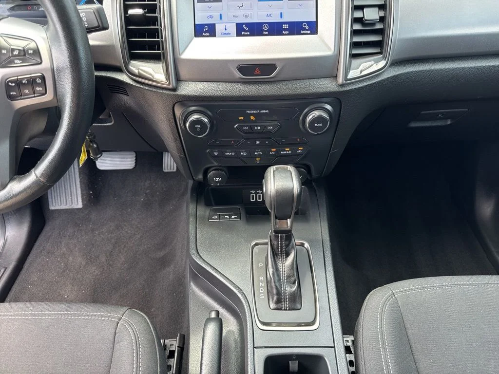 Used 2022 White Ford XLT image 40