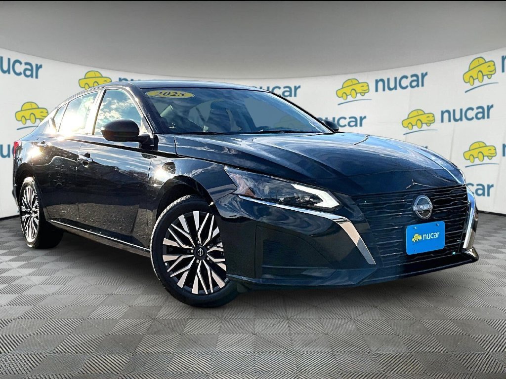 2025 Nissan Altima