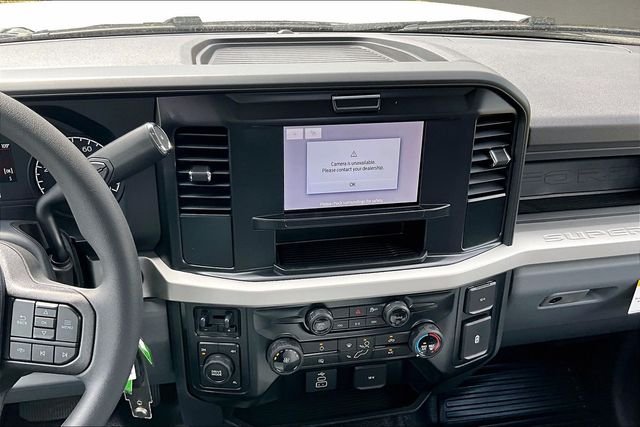New 2026 Oxford White Ford XL image 6